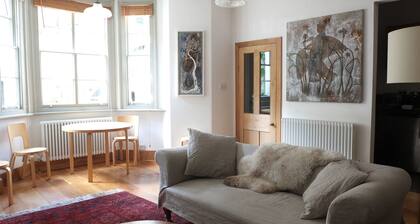 Único apartamento, romántica para dos en casa York centro de artista.
