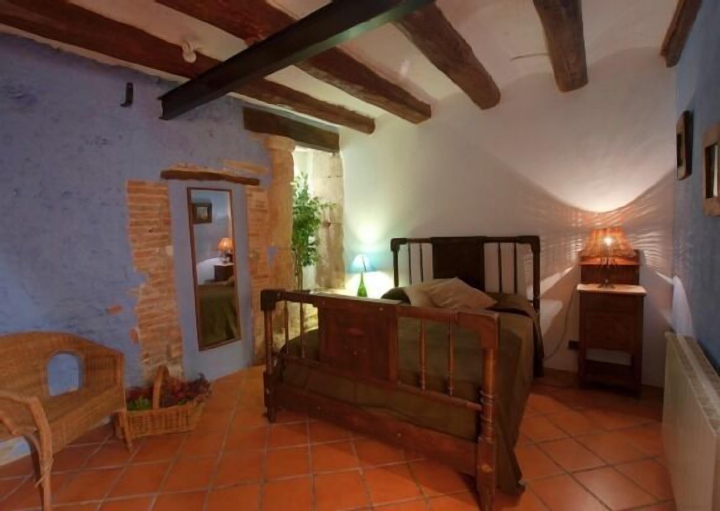 Self catering Masía Olivera for 2 people