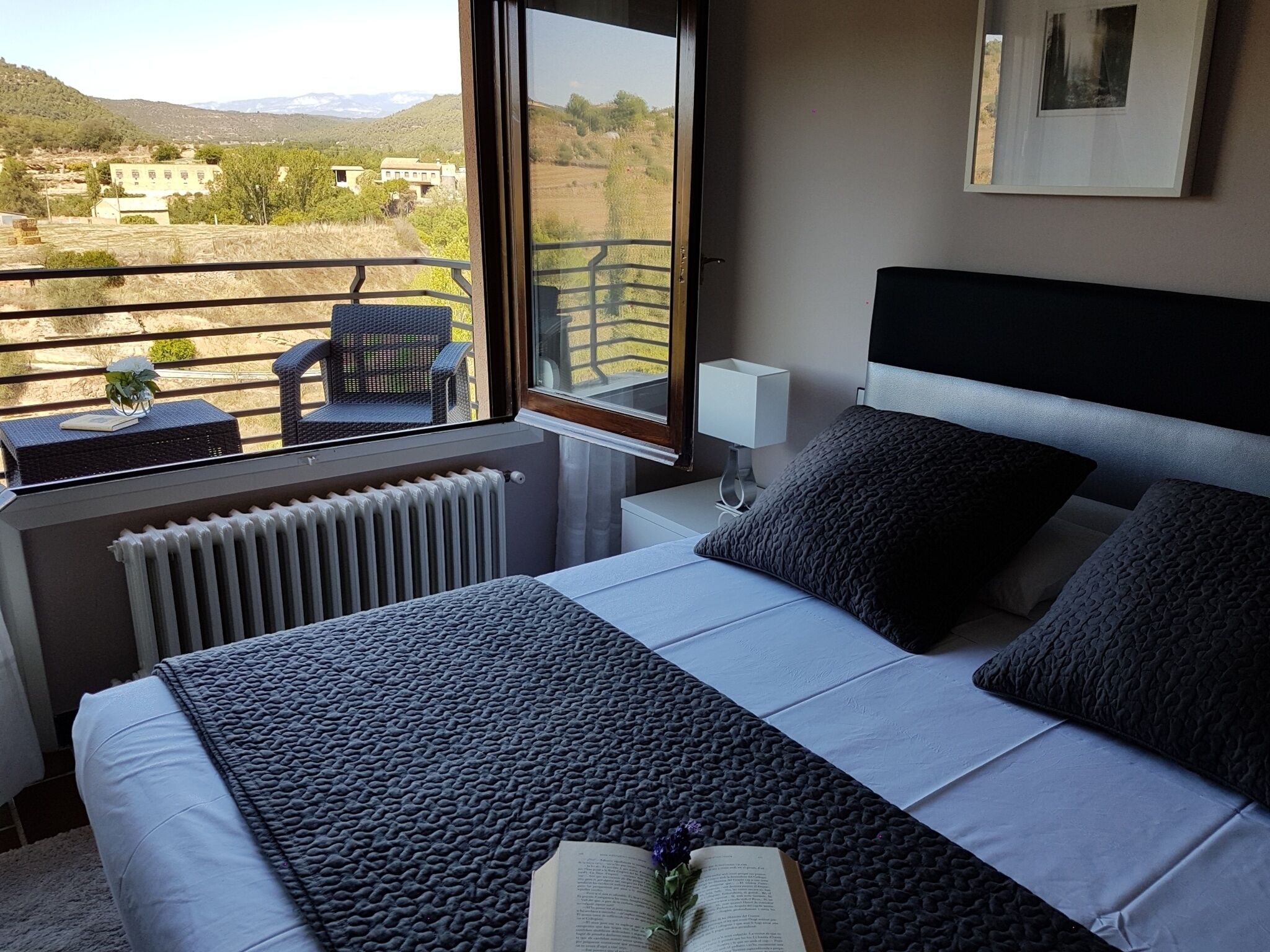 CAL MIRÓ NOU  -Holliday villa with pool and barbacue 1 hour awa from Barcelona-