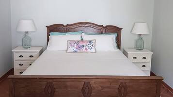 2 chambres, bureau, Wi-Fi gratuit, draps fournis