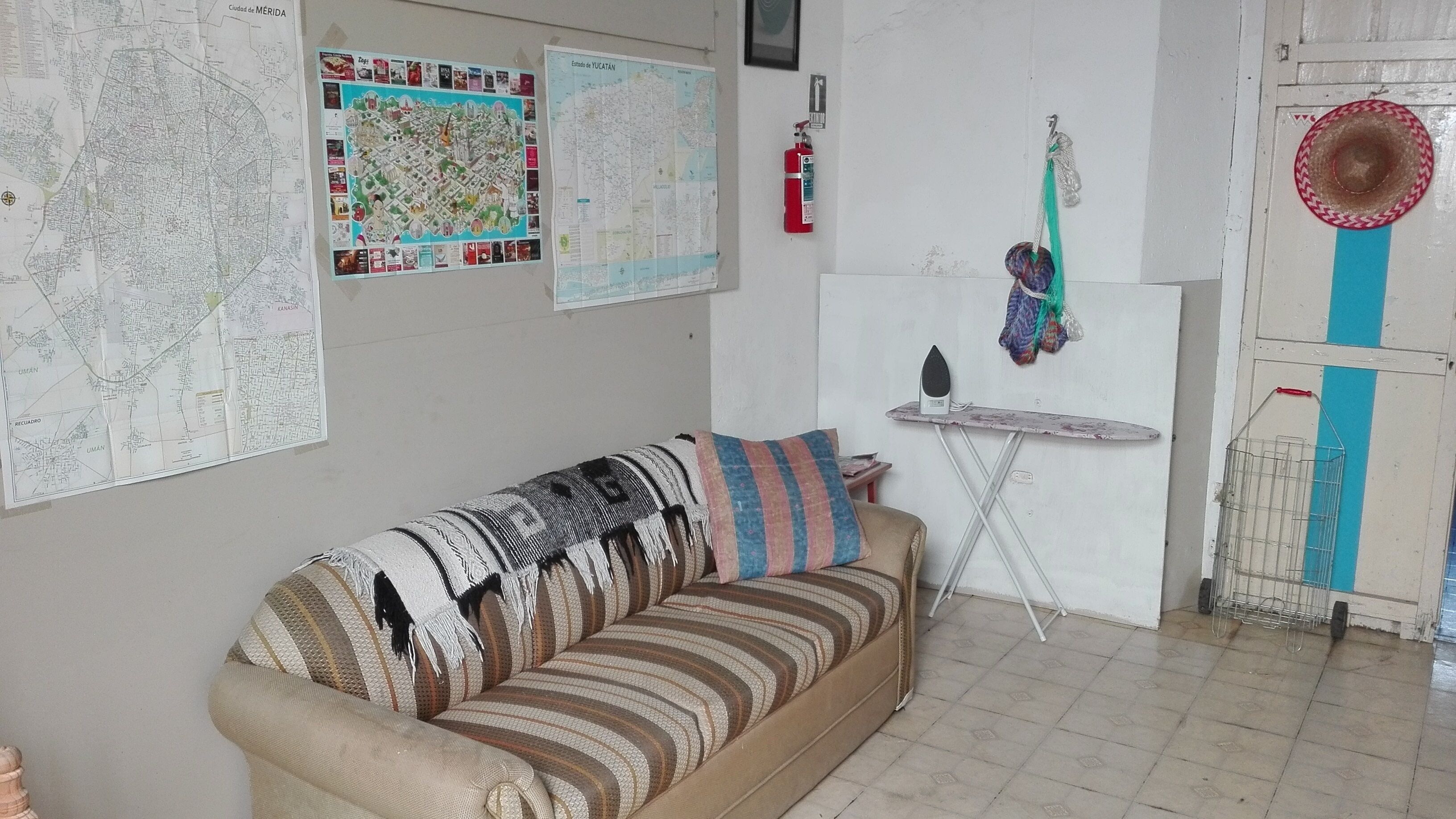 Your Own Apartment Downtown Merida, with A / C