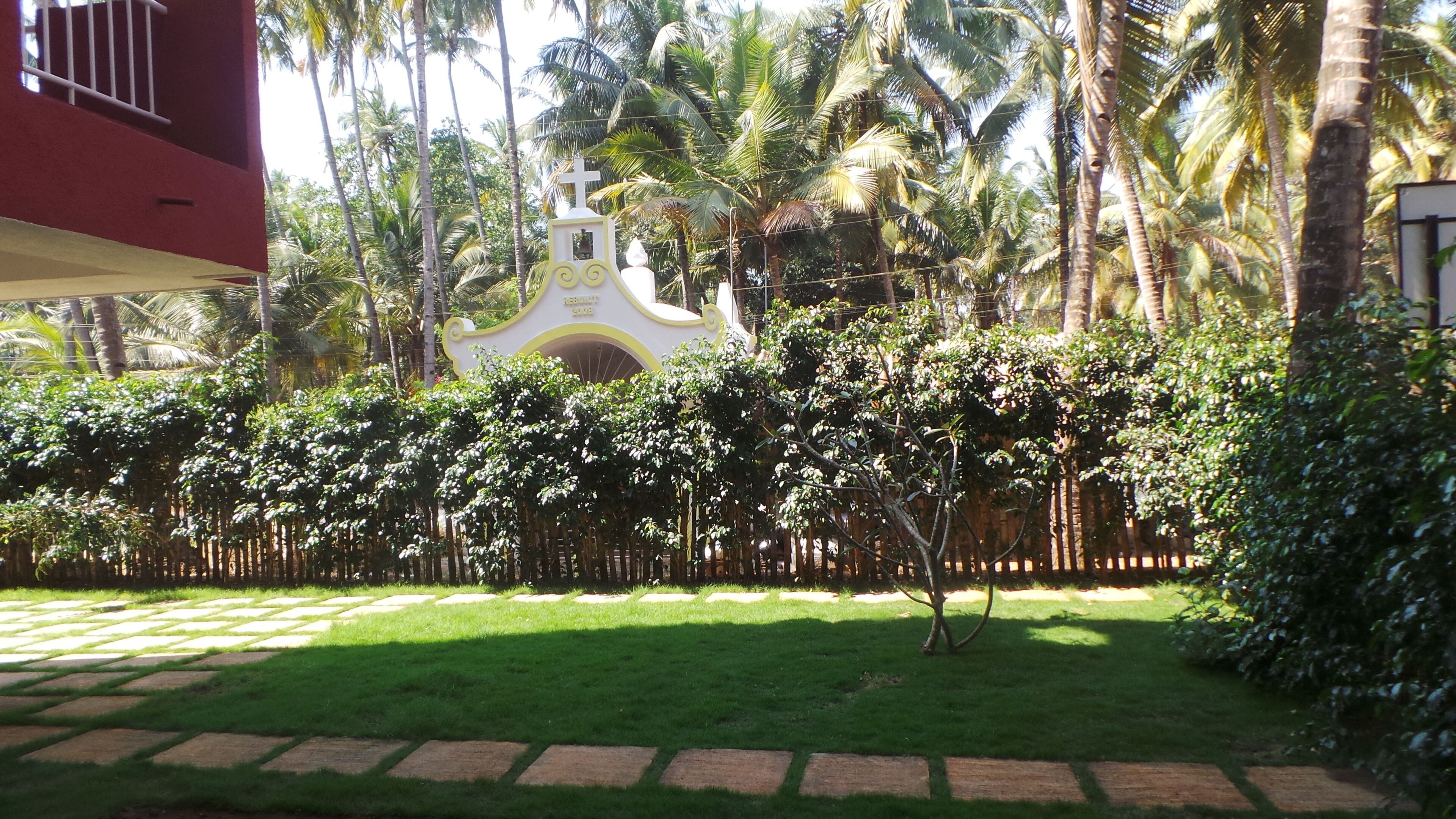 Park Walfredo Goa. Beach side 2 Bedroom holiday rental apartment.