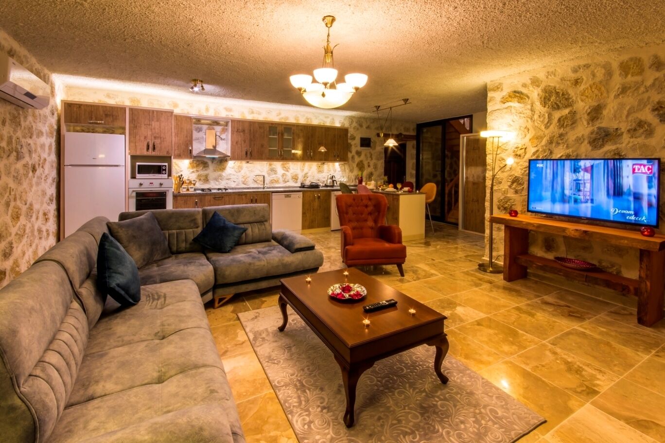 Charming 2 Bedroom Stone-Built Villa with Secluded Pool and Distant Sea Views