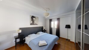 5 bedrooms, iron/ironing board, travel cot, free WiFi