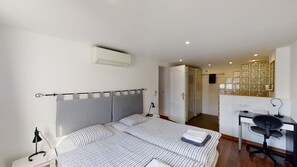 5 bedrooms, iron/ironing board, travel crib, free WiFi - Mijas: House / Villa - MIJAS (Mijas)