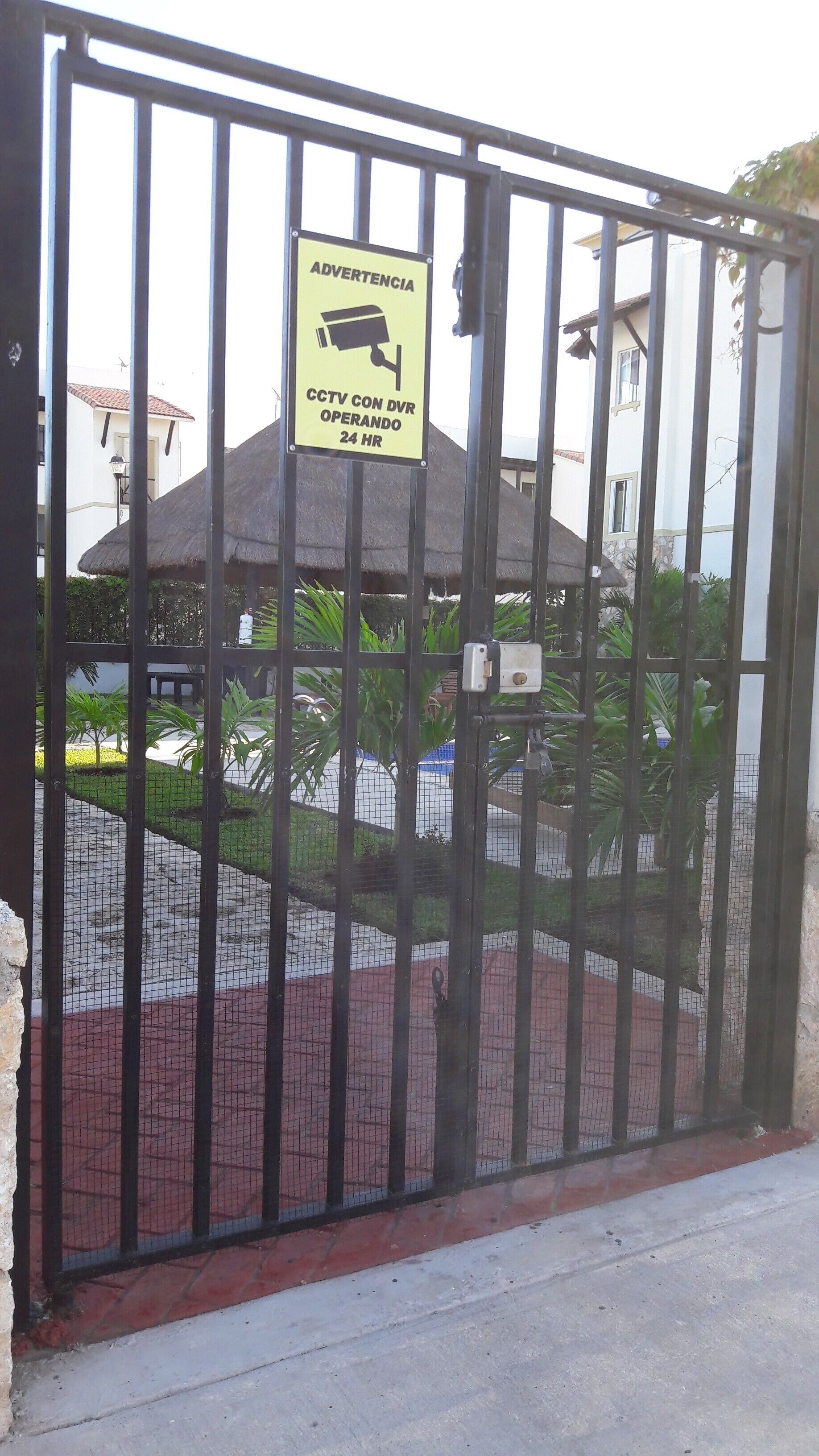 Nice and familiar apartment in playa del carmen. The Paradise...