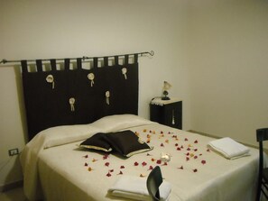 3 habitaciones, wifi gratis y ropa de cama 