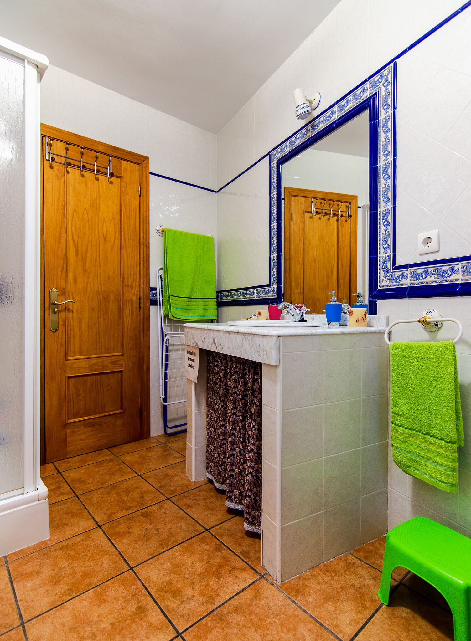 The 6 Sisters cottage (intrego rental)