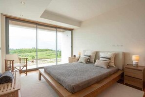 3 室のベッドルーム、アイロン / アイロン台、WiFi、ベッドシーツ