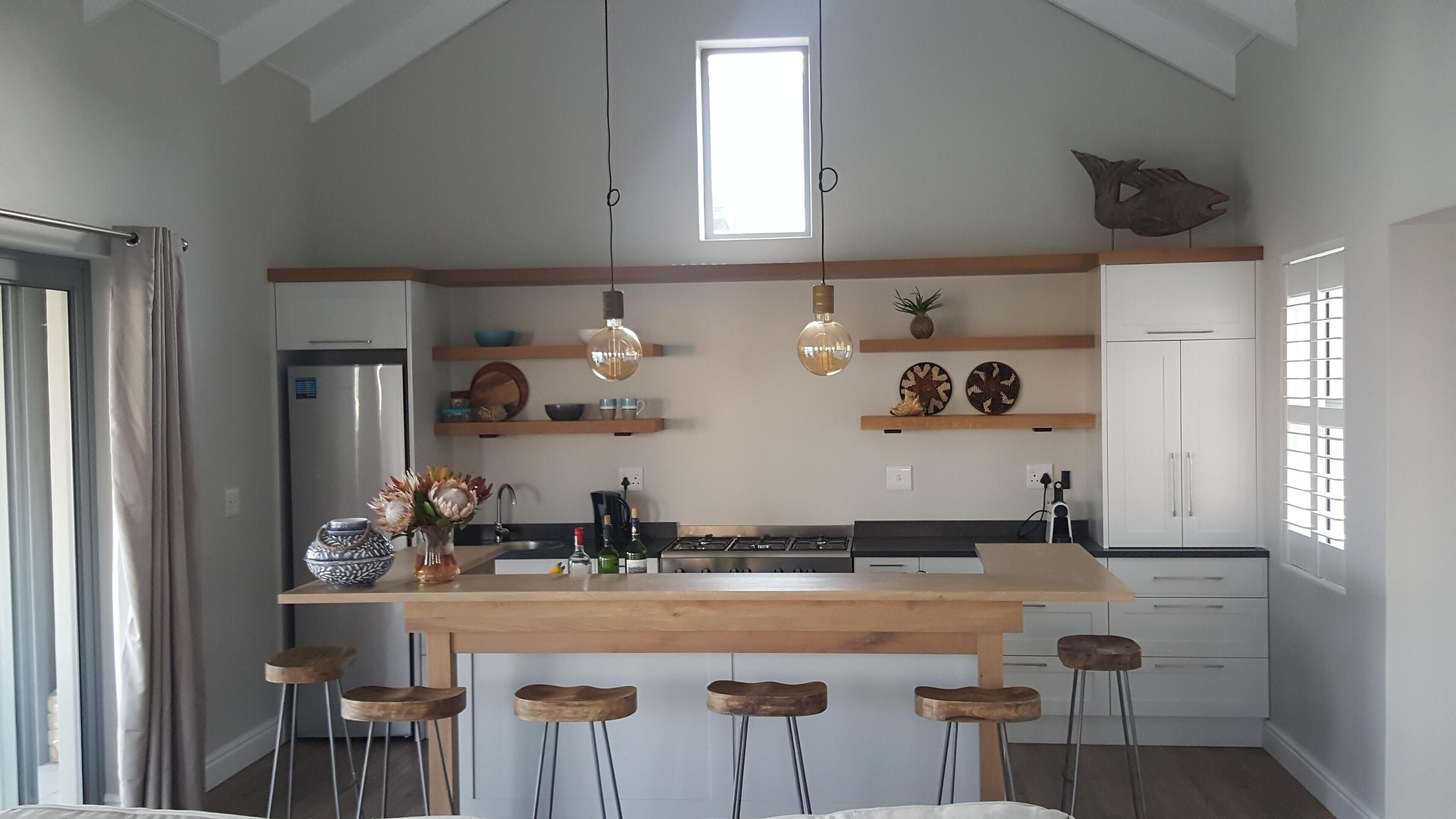 Detached all-new villa on the coast.