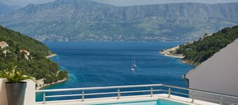 Luxurious Seaside Villa. Stunning Views. Private Pool. Spacious Outdoor Living