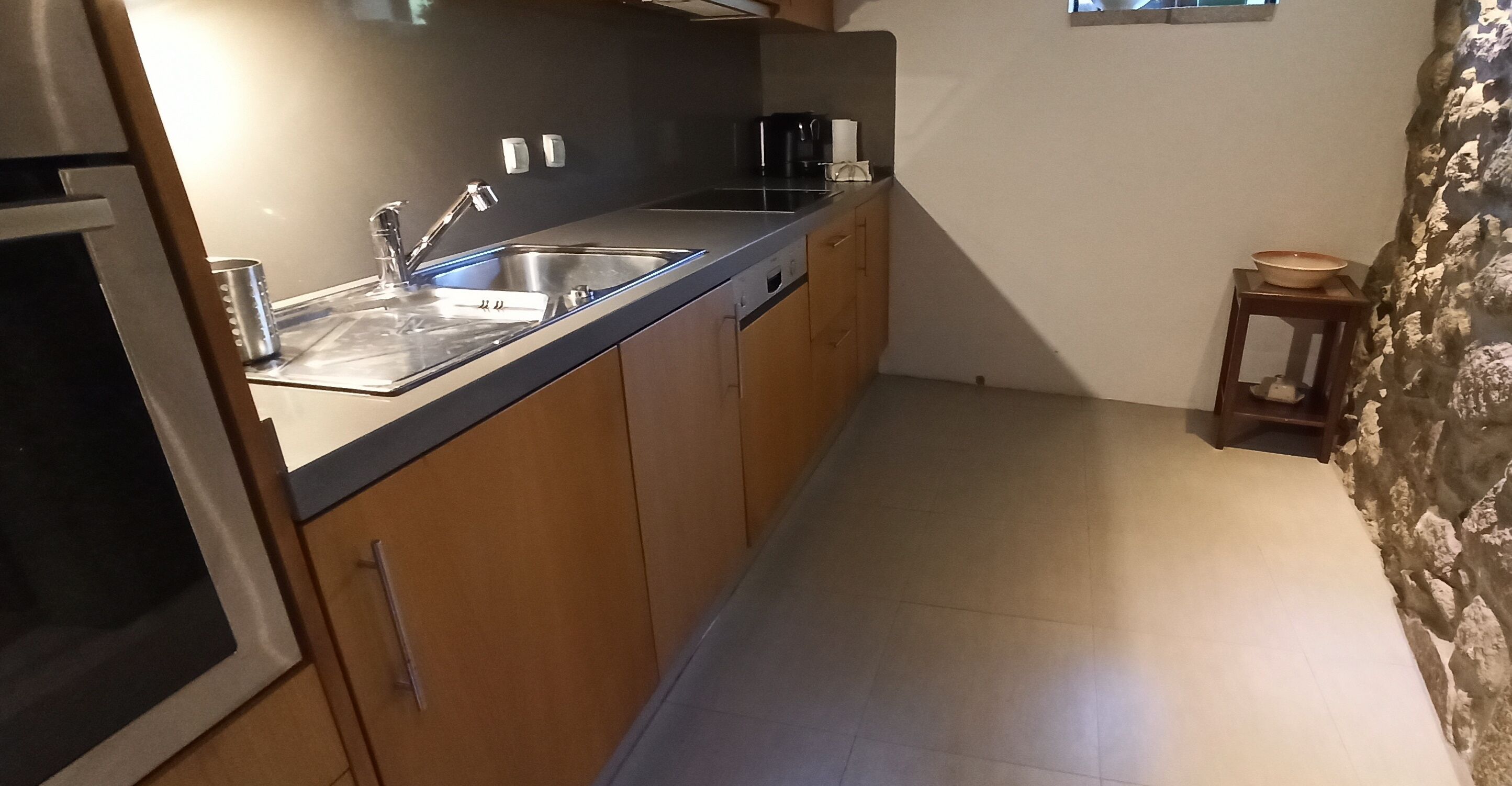 Portugal Holidays Cottage Fully Equipped Terrace Barbecue air conditioning