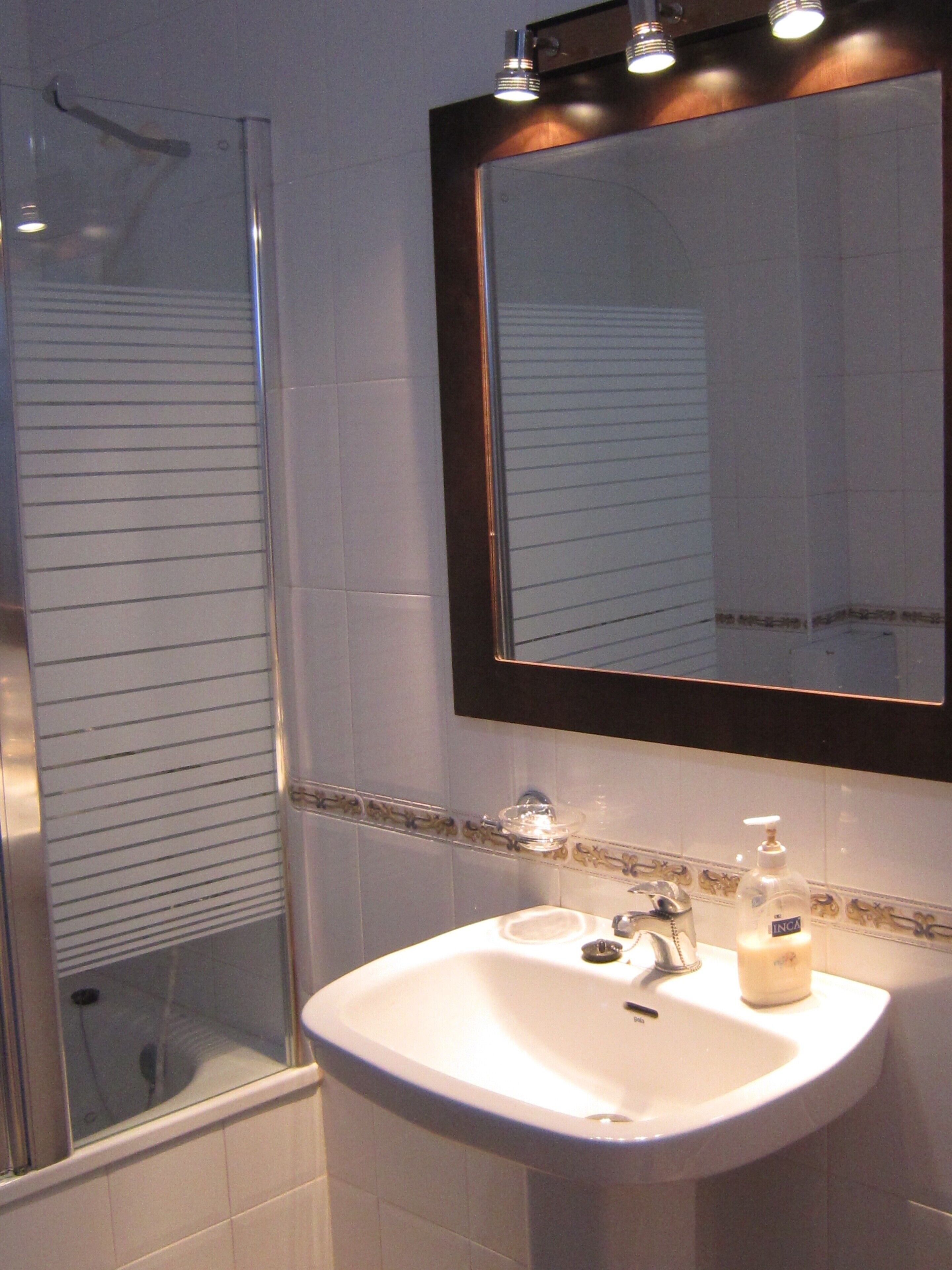 quiet and cozy rural house