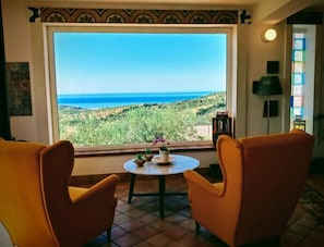 Interior - sea view villa immersed in olive grove (sciacca)
