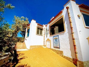 Exterior - sea view villa immersed in olive grove (sciacca)