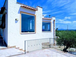 Exterior - sea view villa immersed in olive grove (sciacca)