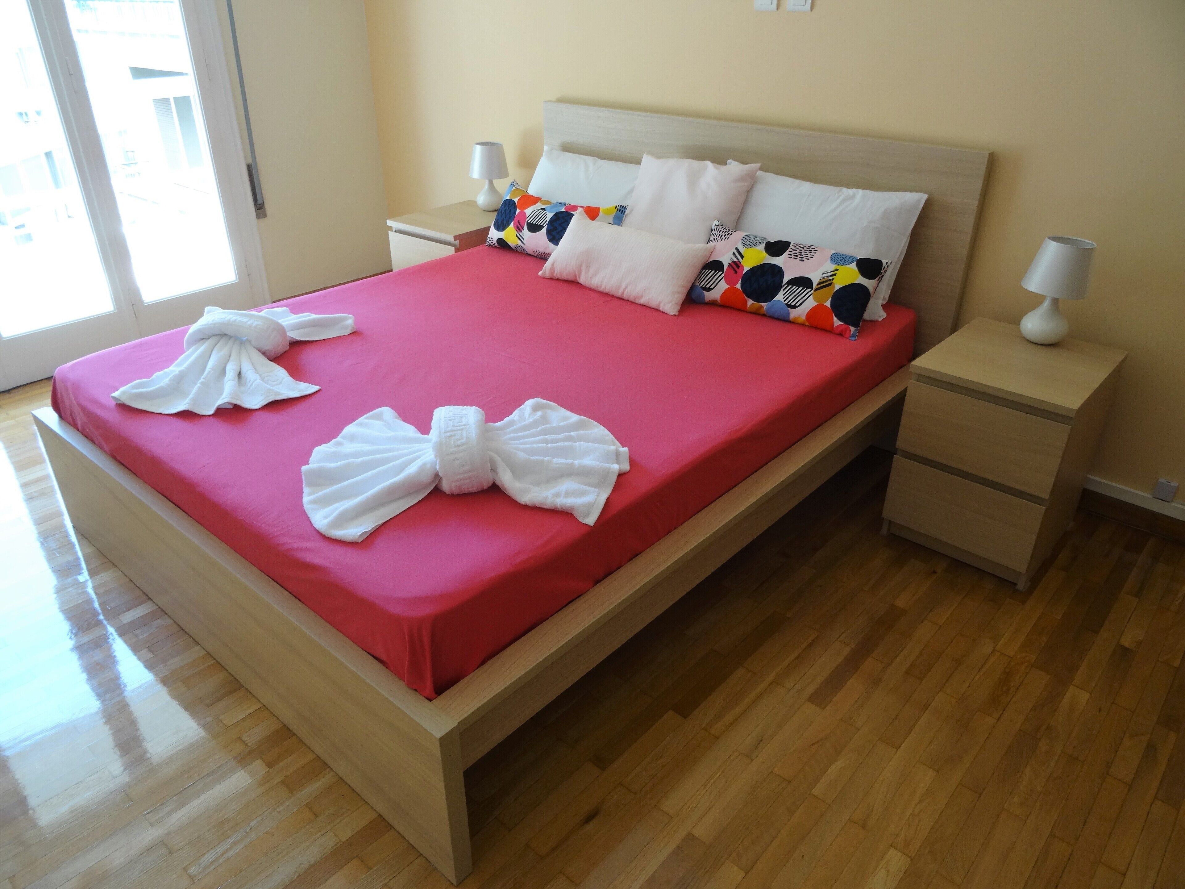 Syntagma-Ermou Apt (Acropolis-Plaka 10΄on foot)