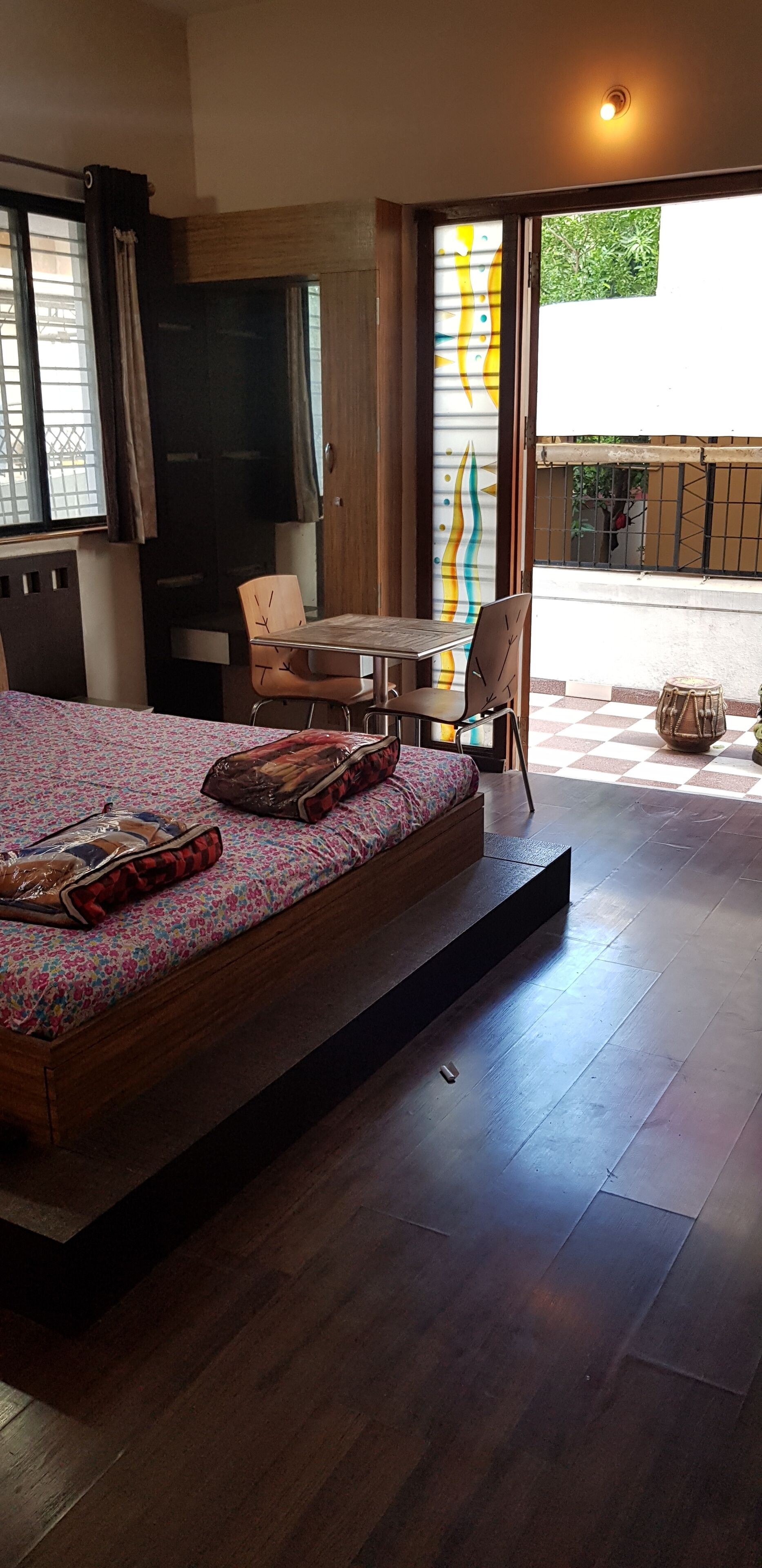 Sweet bunglow at the centre of the city