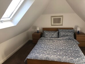 2 bedrooms, iron/ironing board, WiFi, bed sheets - Rural Retreat in deepest Sussex (Lewes)