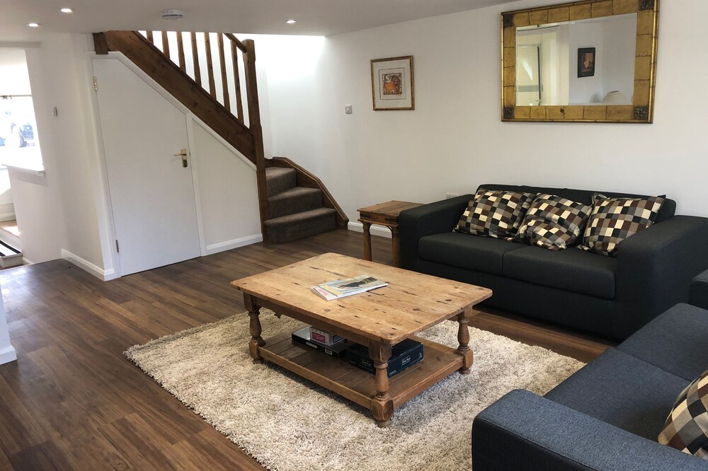 Rural Retreat in deepest Sussex