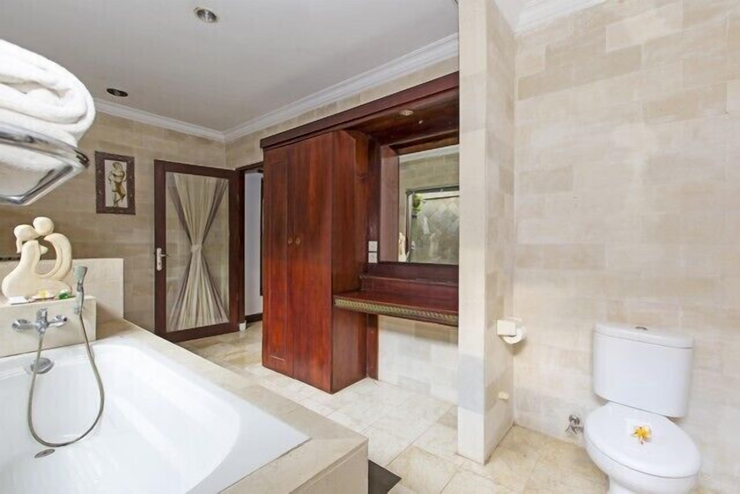 The Kishi-Kishi villa