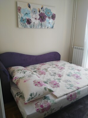2 chambres, fer et planche Ă repasser, accĂšs Internet, draps fournis