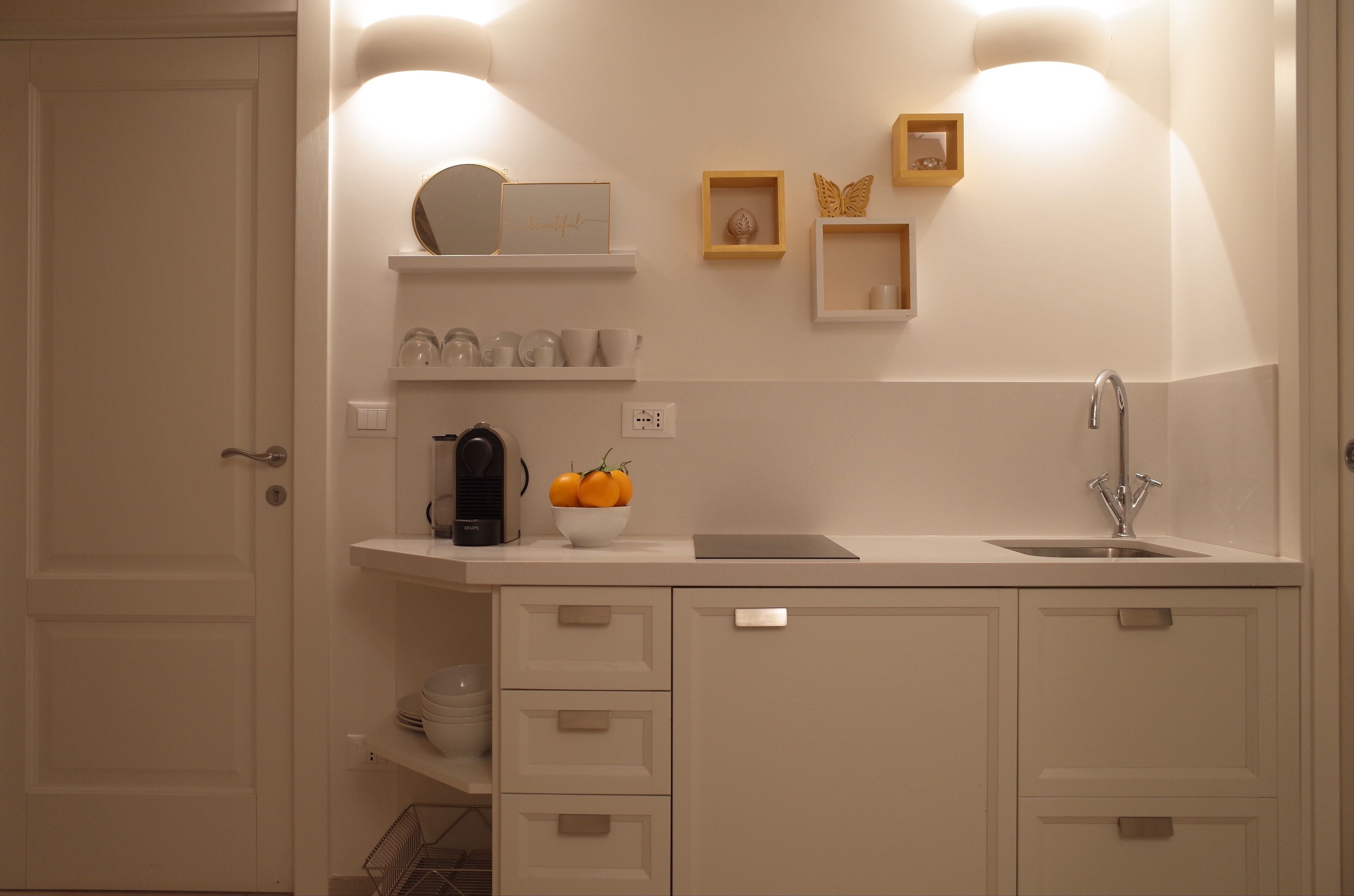 Romantic Monopoli Centro Storico - boutique apartment - sleeps 4-6 NEW