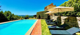 Luxury Villa Private POOL Diving Board BBQ Internet Games Room 30 min Porto