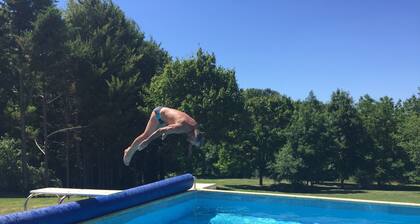 Chùteau de six chambres avec piscine privée de 15 mÚtres située dans la campagne avec vue