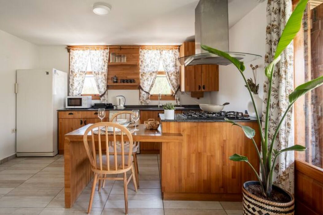 Yalicapkin Cottage - unique thatched cottage located on the Dalyan River.