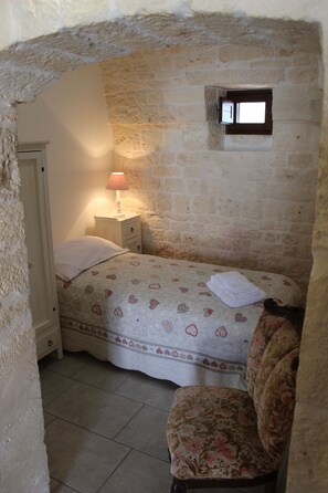2 bedrooms, WiFi, bed sheets - Trullo Monte Grappa (Alberobello)