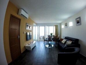 Smart-TV, Videothek, Stereoanlage