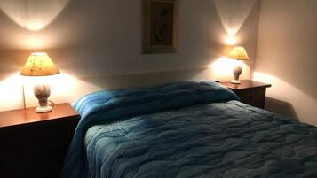 4 habitaciones, escritorio, tabla de planchar con plancha y wifi gratis