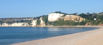Favoloso fiume e vista sulla costa, 5 minuti a piedi dalle zone umide. Colyford, East Devon