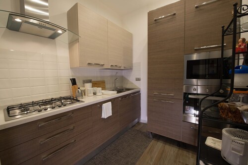 City center apartment within walking distance of Montevergine Abbey