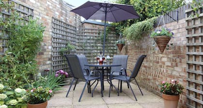 Willow Cottage - Central Ely
