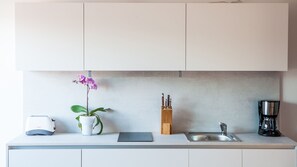 Fridge, stovetop, dishwasher, coffee/tea maker - EXCLUSIVE ATTIC LOFT RIGHT ABOVE THE BEACH! (Krk)