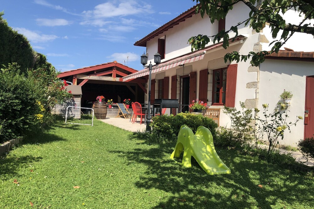 165m2 pied-a-terre in the Basque Country: garden, terrace and SPA!
