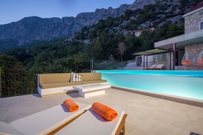Pool - Villa Jatica - Luxury in the Wilderness of Makarska (Gradac)