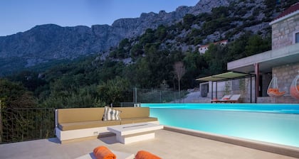 Villa Jatica - Luxury in the Wilderness of Makarska