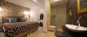 Villa, eigener Pool | Bügeleisen/Bügelbrett, Babybetten, kostenloses WLAN, Bettwäsche