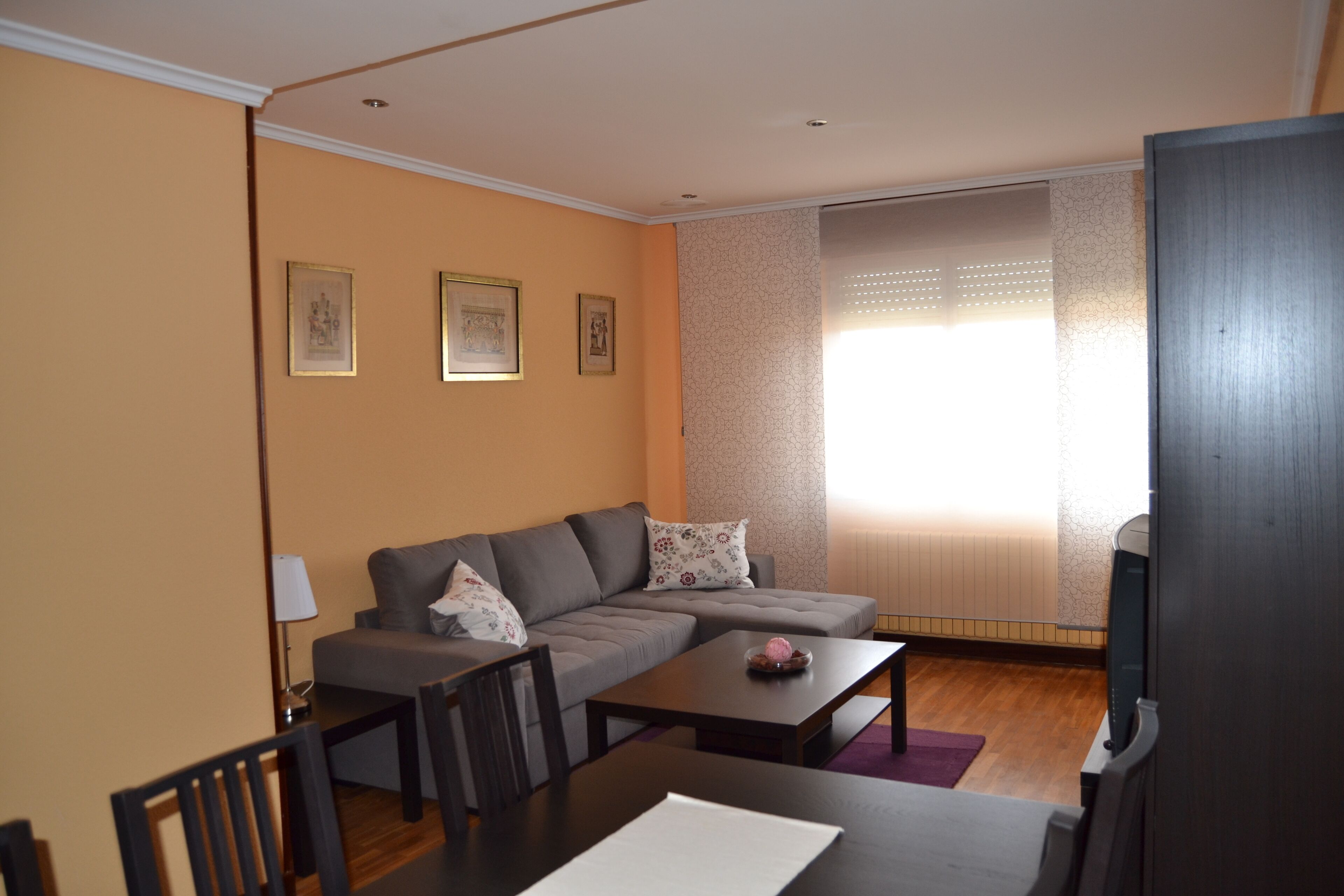  "La Prensa" A privileged place where wine culture is sipped.