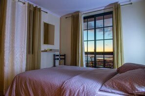 2 Schlafzimmer, Bügeleisen/Bügelbrett, Reisekinderbett, kostenloses WLAN