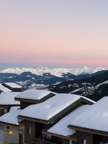 Récemment rénové, ski in / ski out, 3. Appartement Duplex 5 Chambres, Label Meribel