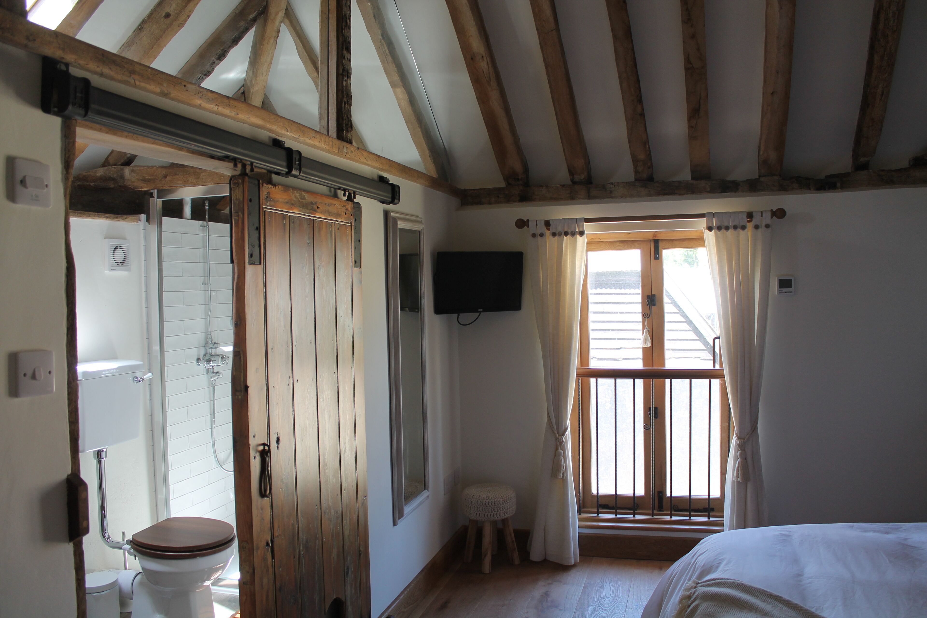 1 chambre, bureau, fer et planche à repasser, Wi-Fi