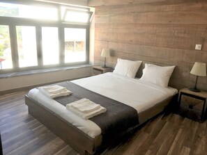 2 bedrooms, internet, bed sheets - Casa Lilia - 2 bedroom apartment  in quiet street in picturesque rural Monchique (Monchique)
