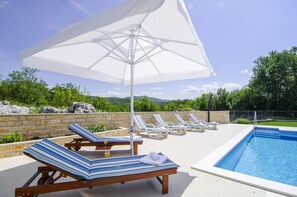 Piscina all'aperto