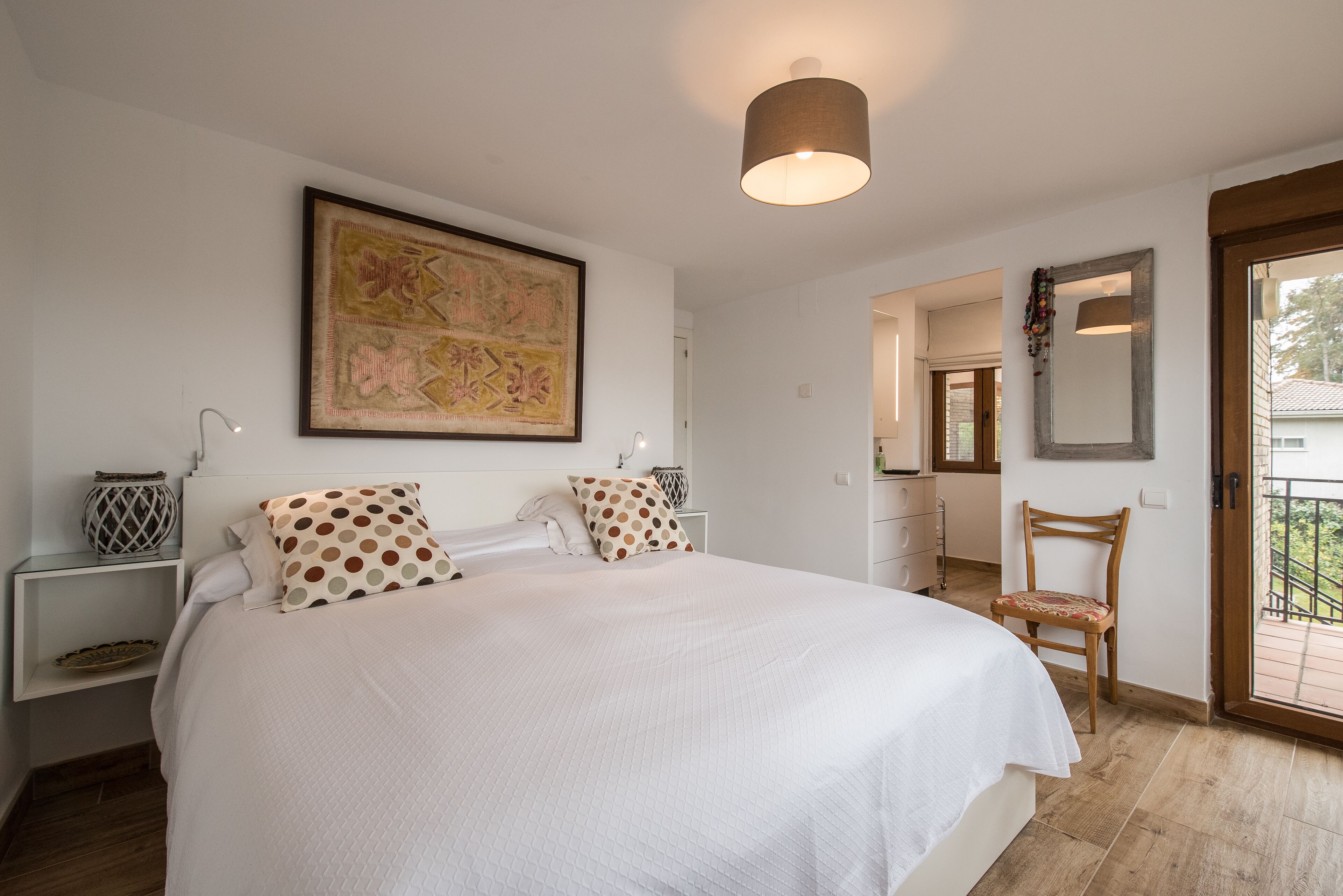 Brand new Pantano San Juan, offer bridge of the Almudena!