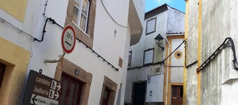 House of the Castle. The experience and the thrill of living within walls.