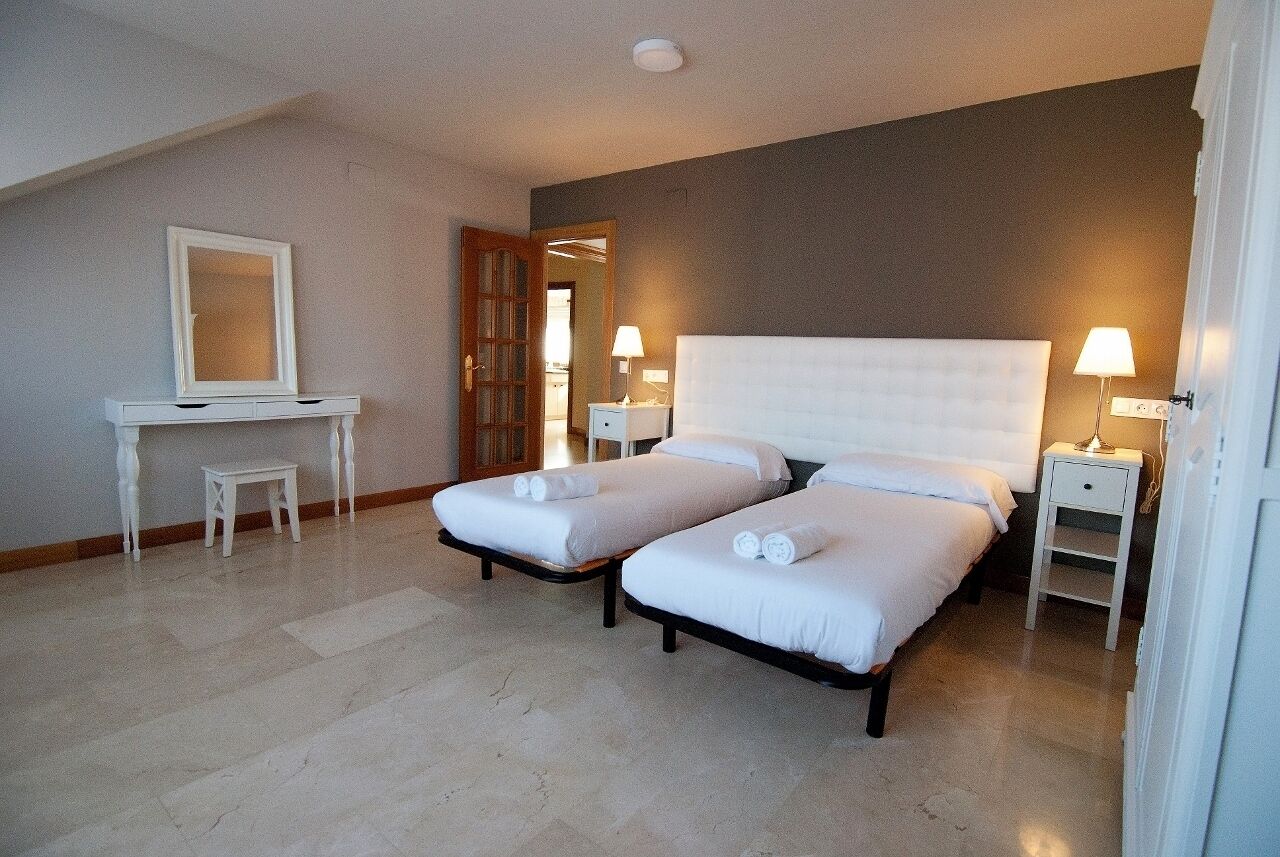 Casa Senda Bardenas for 10 people